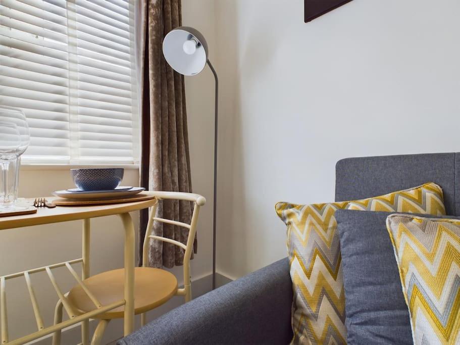 Fabulous Quiet Chelmsford Apartment - Free Parking Екстер'єр фото
