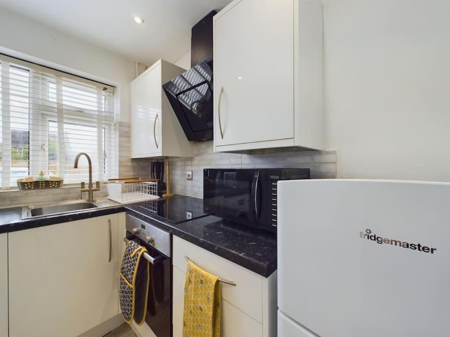 Fabulous Quiet Chelmsford Apartment - Free Parking Екстер'єр фото