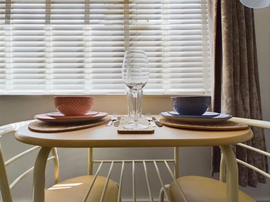 Fabulous Quiet Chelmsford Apartment - Free Parking Екстер'єр фото