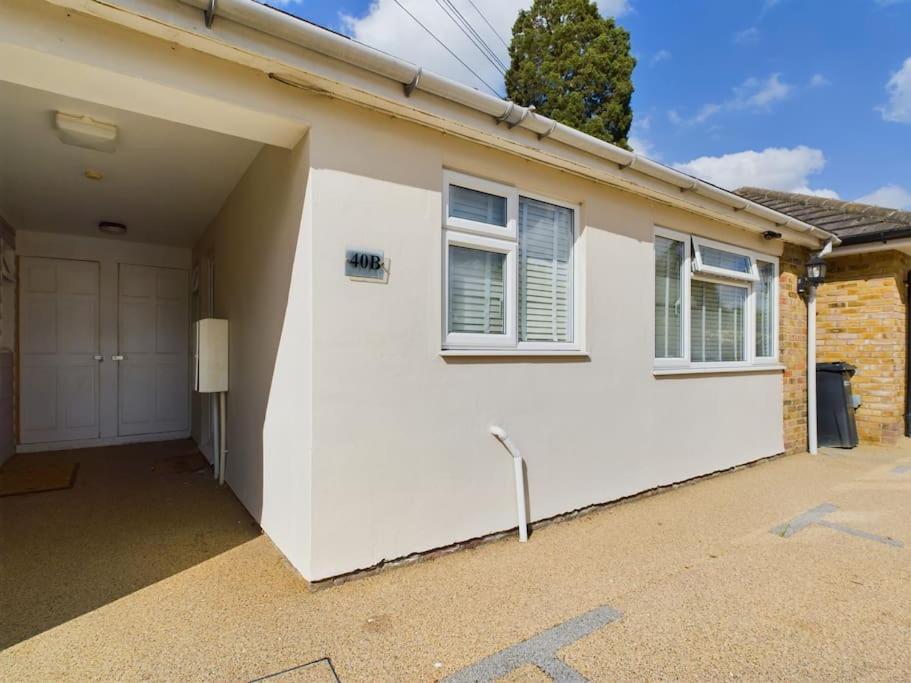Fabulous Quiet Chelmsford Apartment - Free Parking Екстер'єр фото